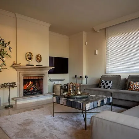 Casa Magnolia Ref #83 * Marbella