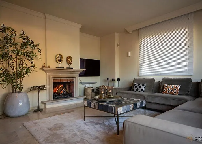 Casa Magnolia Ref #83 * Marbella